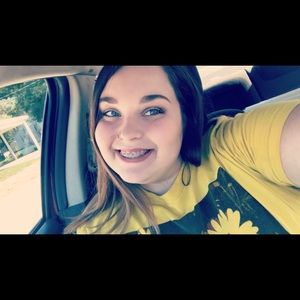 Meet your Posher, Lexis